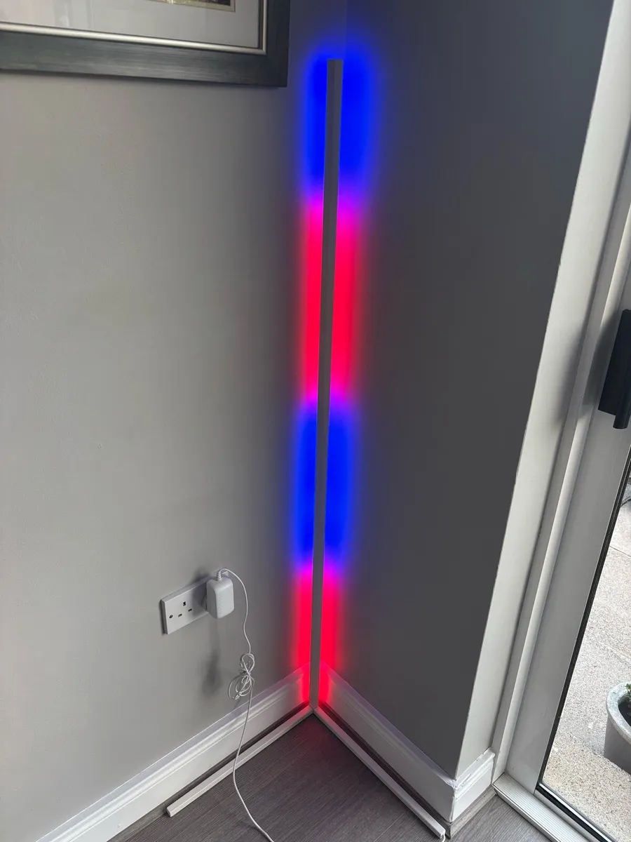 LED Floor Light - Remote Control - Image 3