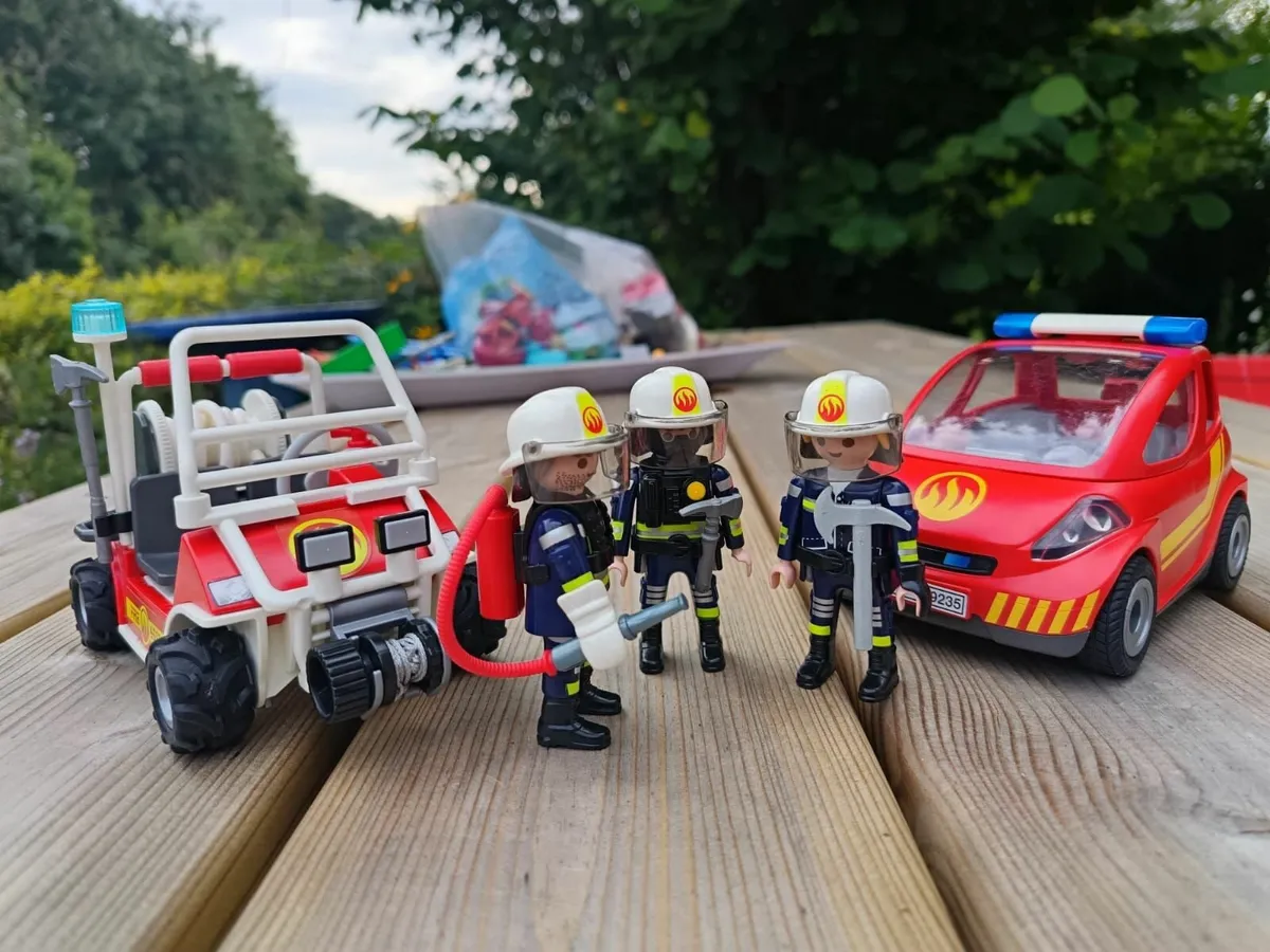 Playmobil fire service vehicles - Image 1