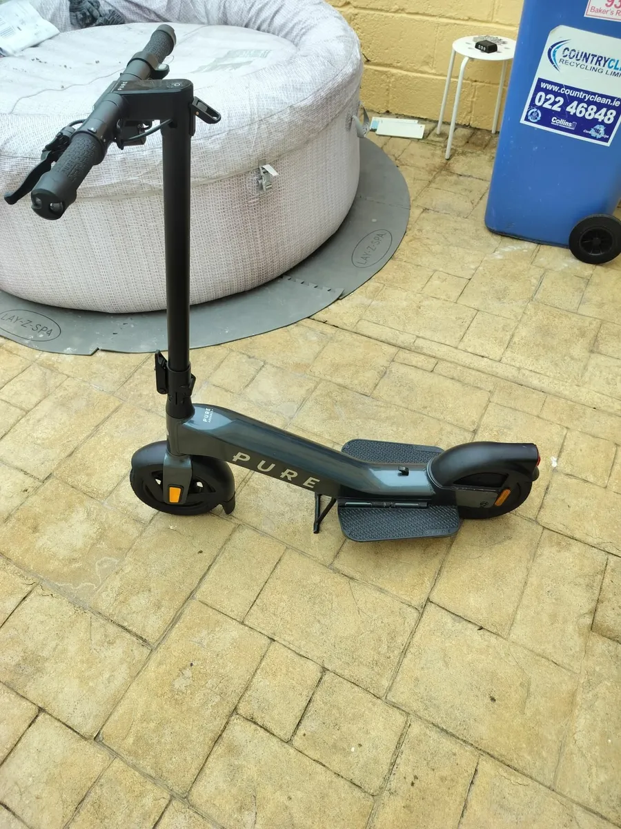 Electric scooter - Image 1