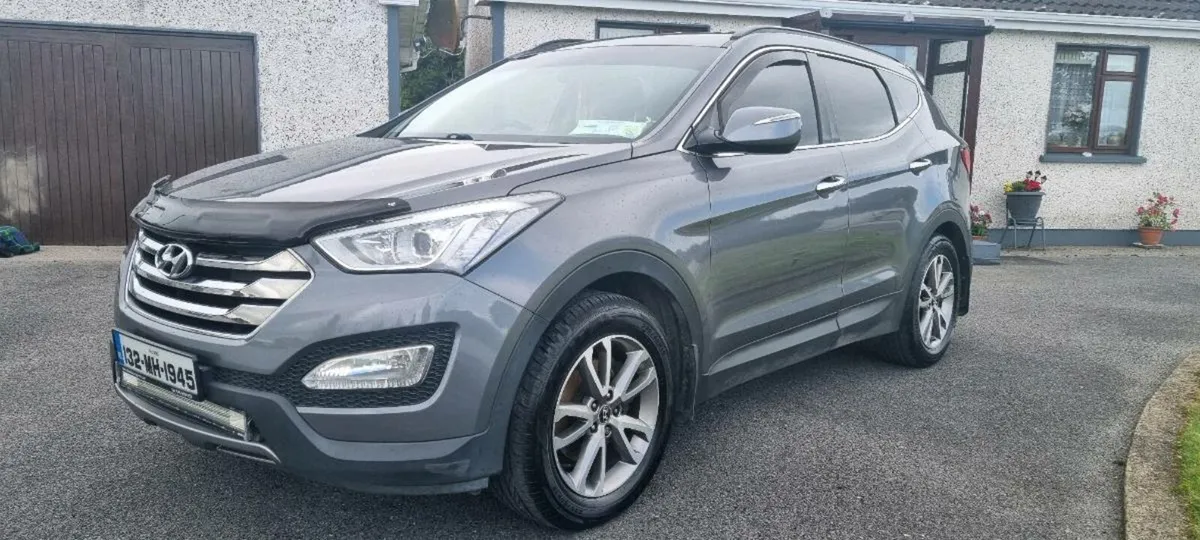 Hyundai santa fe. - Image 1