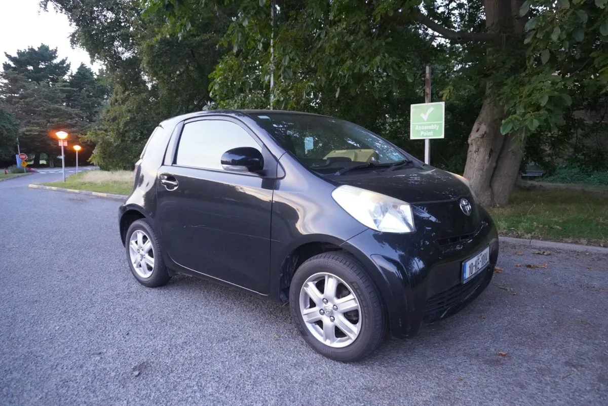 Toyota IQ - Image 1