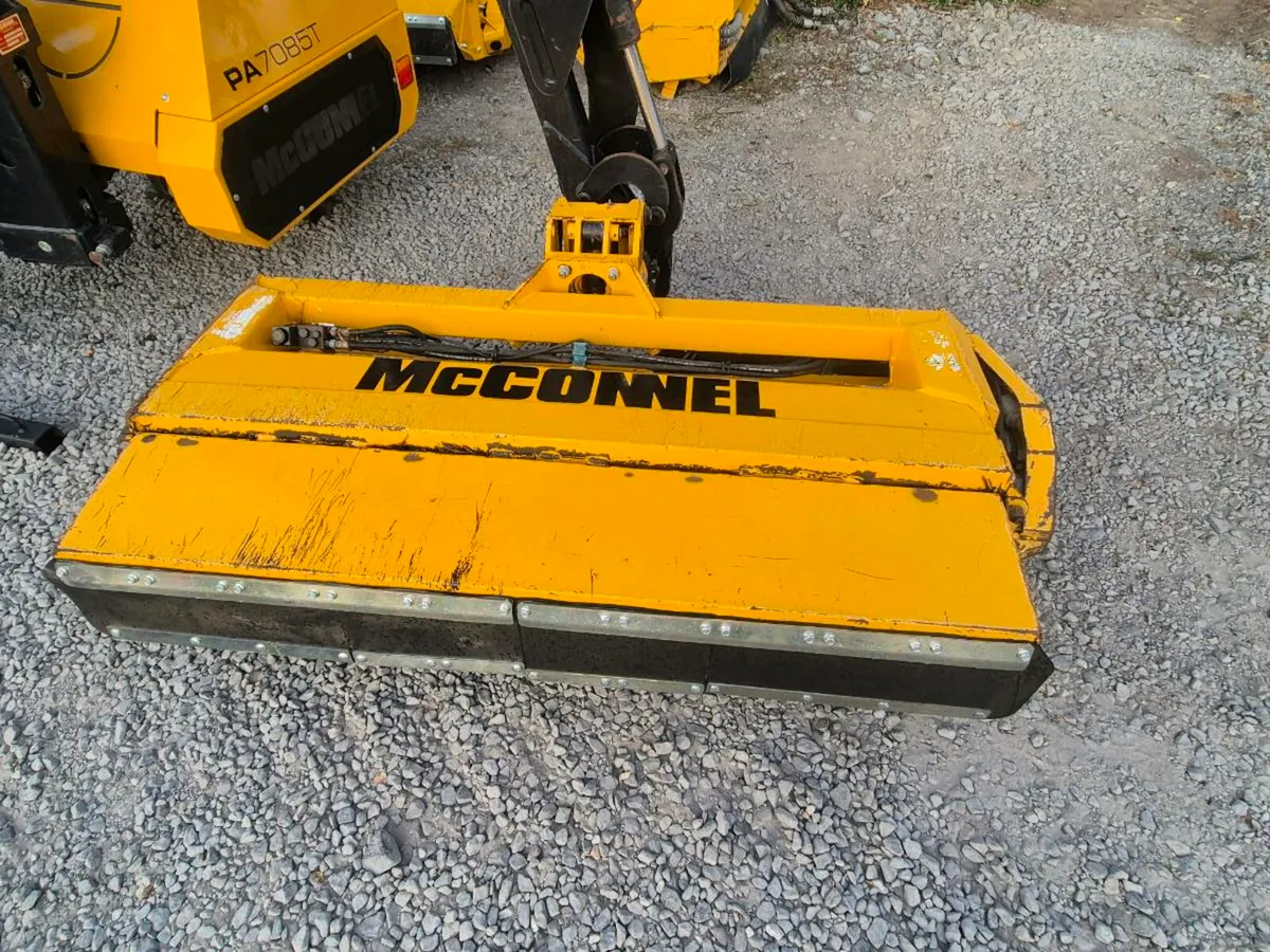 Mcconnel PA7085T Hedgecutter - Image 2