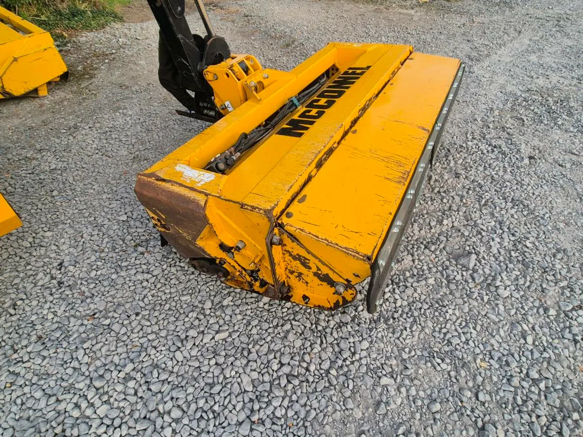 Mcconnel PA7085T Hedgecutter - Image 3