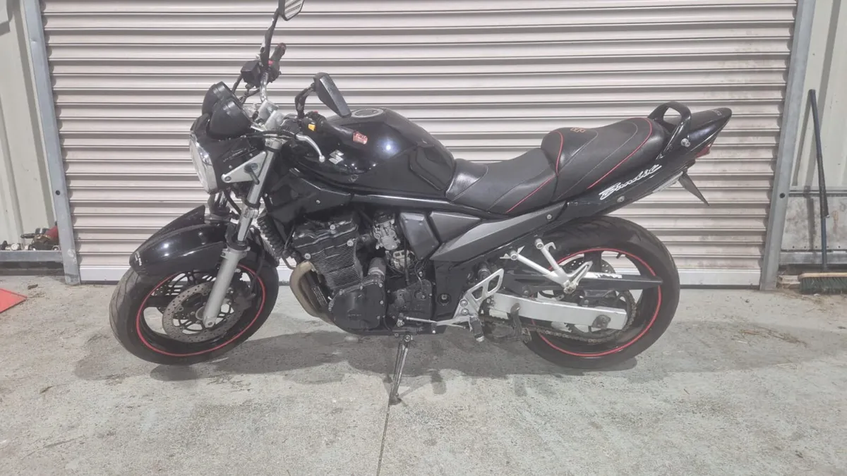 2005 Suzuki bandit 650 k5 - Image 3