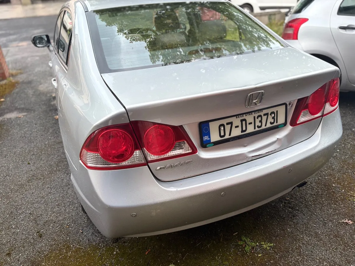 Honda Civic 2007 - Image 3