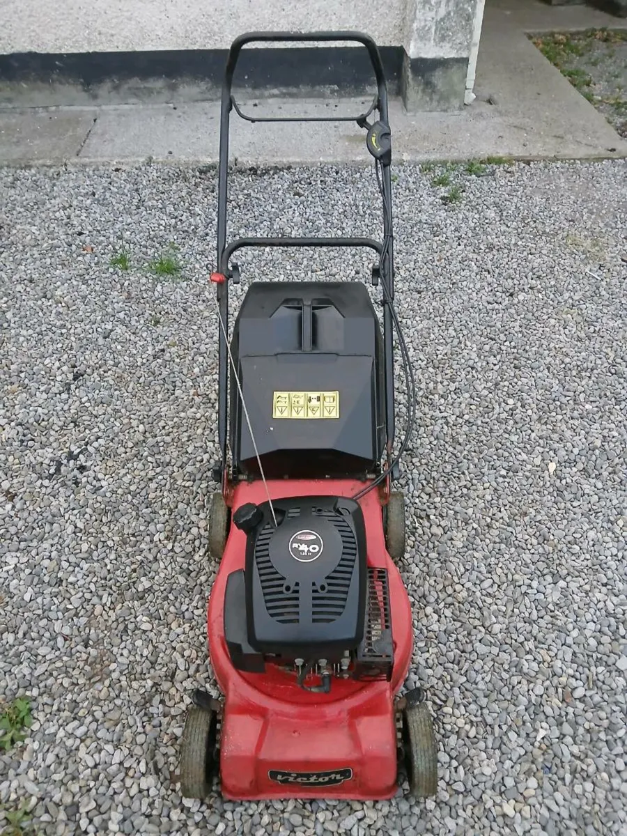 Petrol lawmor in perfect organado fully serviced - Image 1