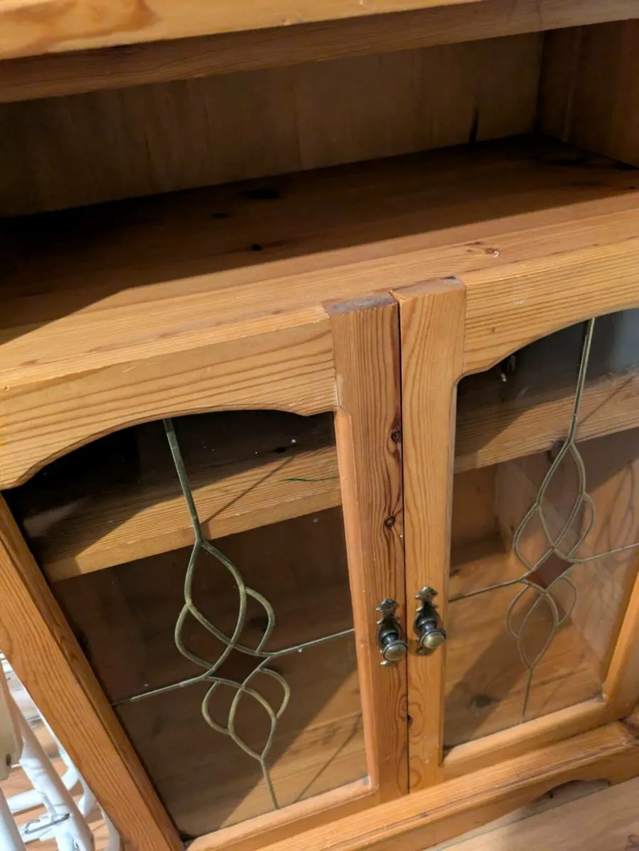 Cabinet - Image 3