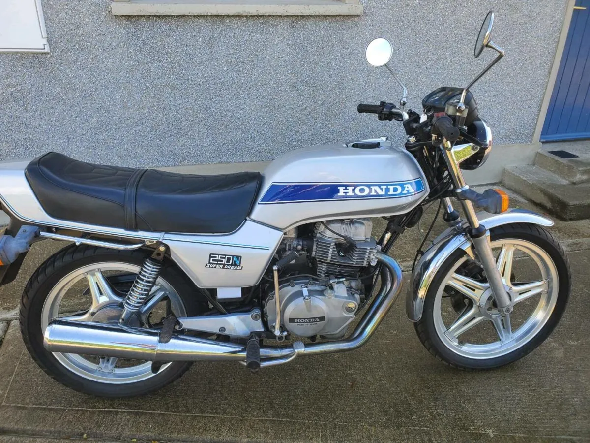 Honda 250 Superdream - Image 2