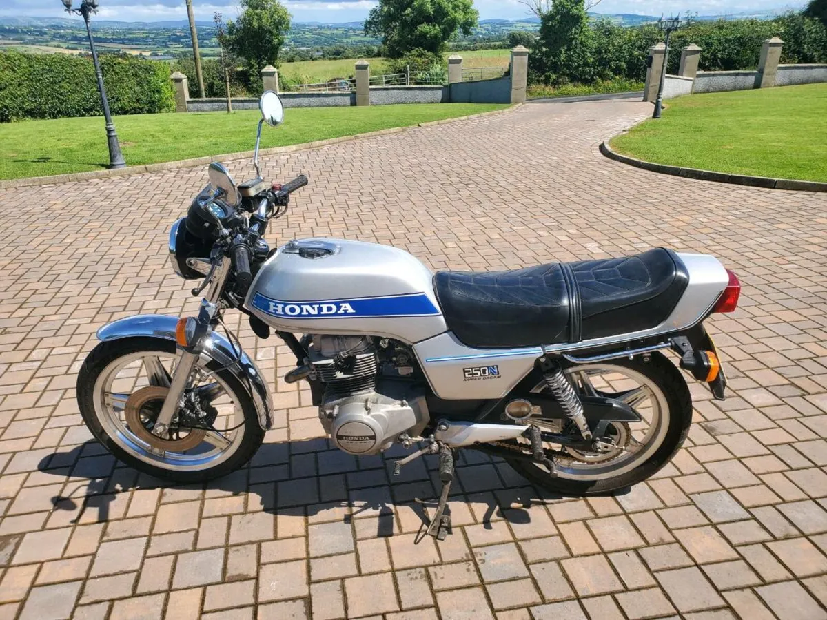 Honda 250 Superdream - Image 3