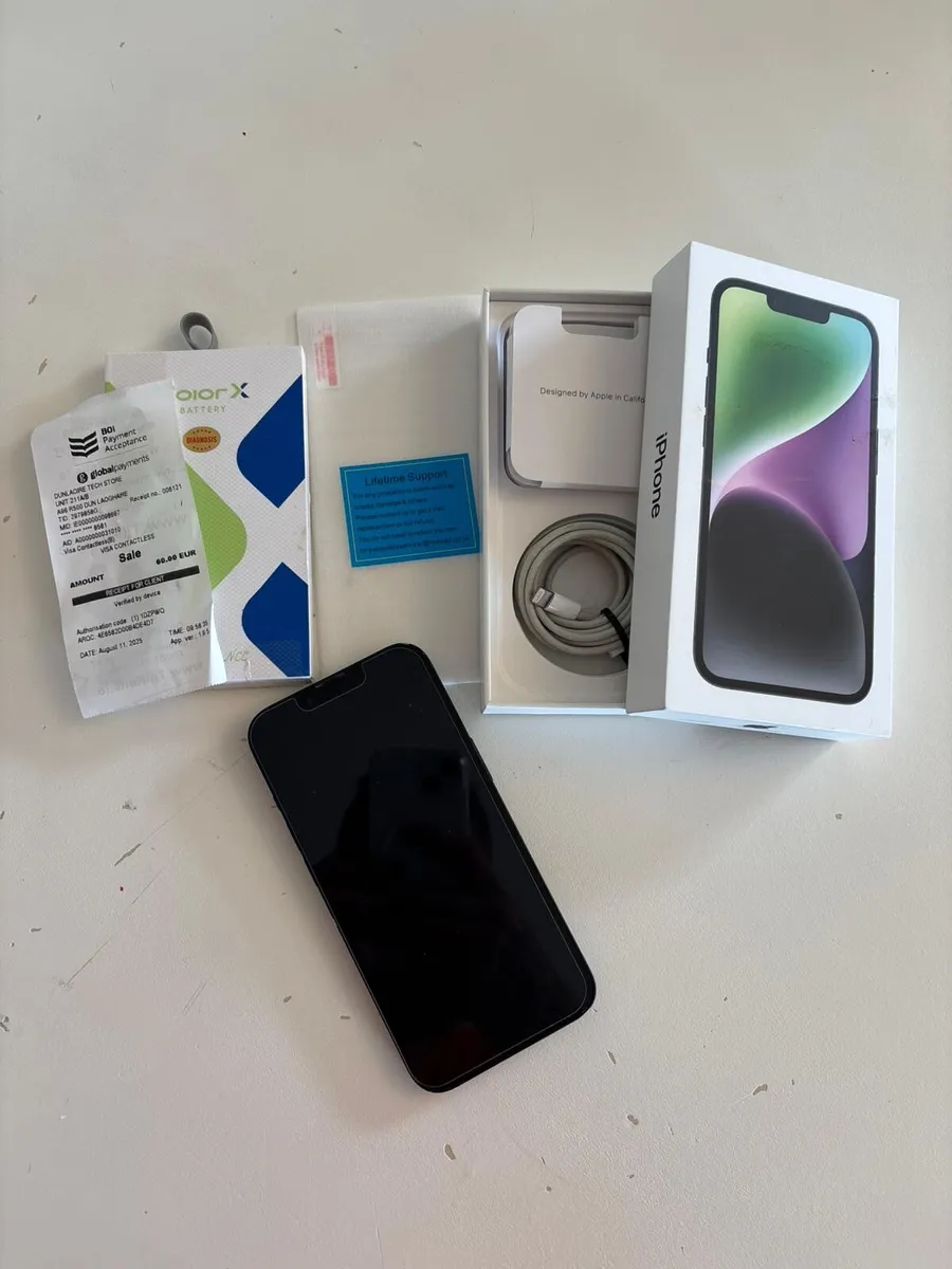 iPhone 13 sim free black 128GB with box mint con - Image 3