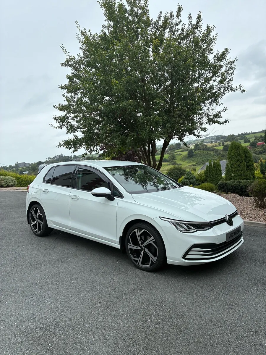 2022 VW Golf Life 2.0 Diesel 115BHP - Image 1