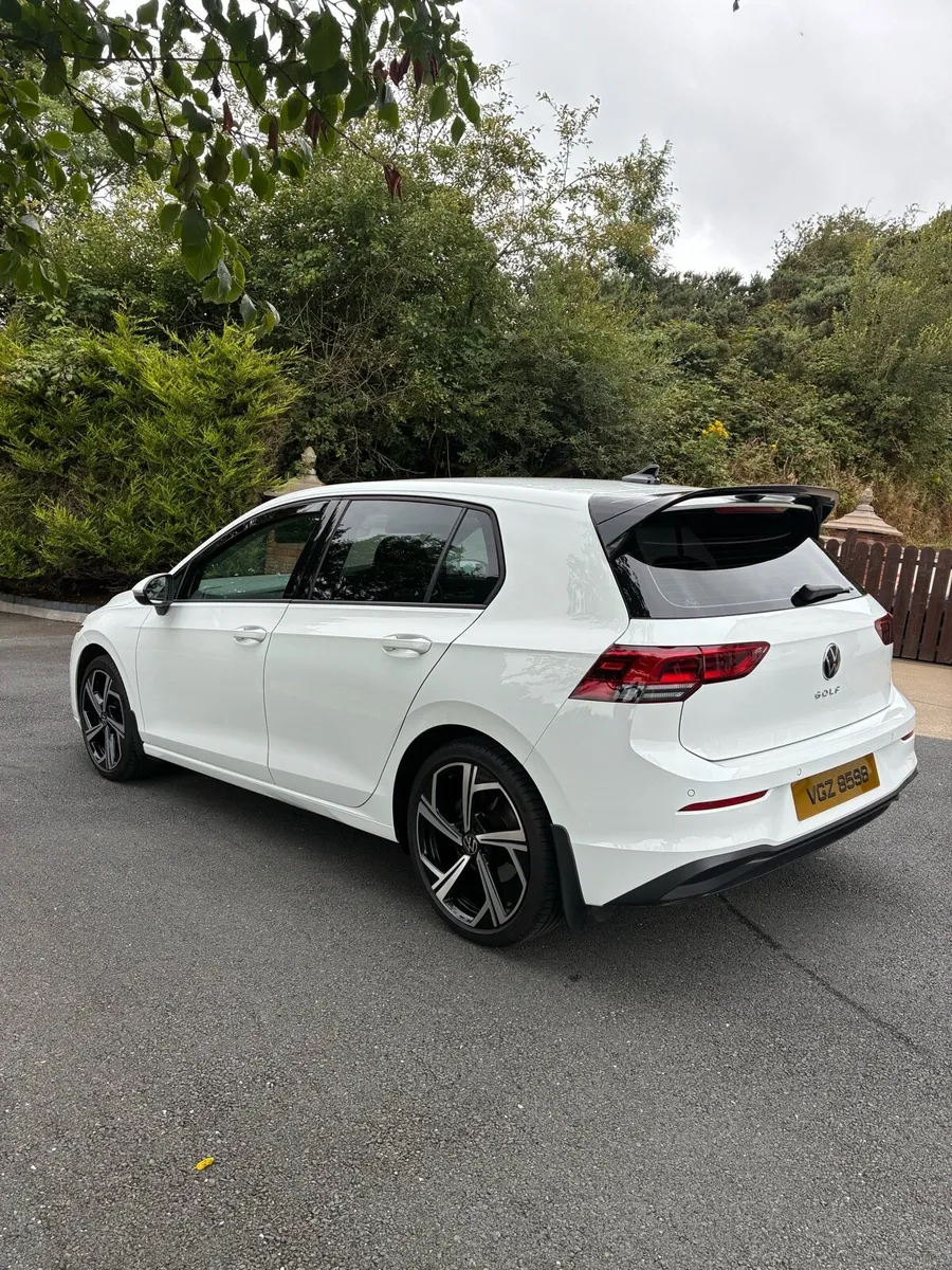 2022 VW Golf Life 2.0 Diesel 115BHP - Image 4