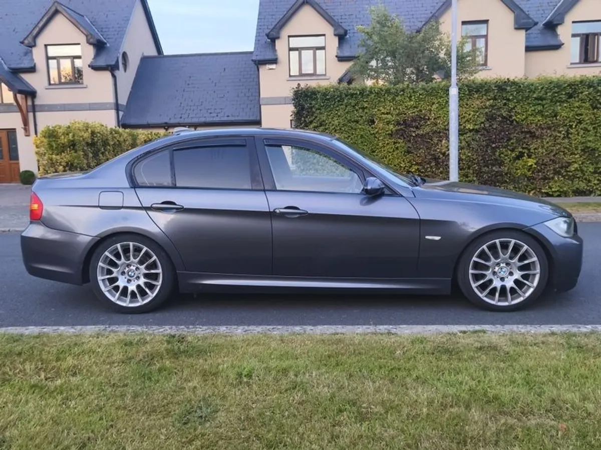 2008 Bmw 3-series - Image 3