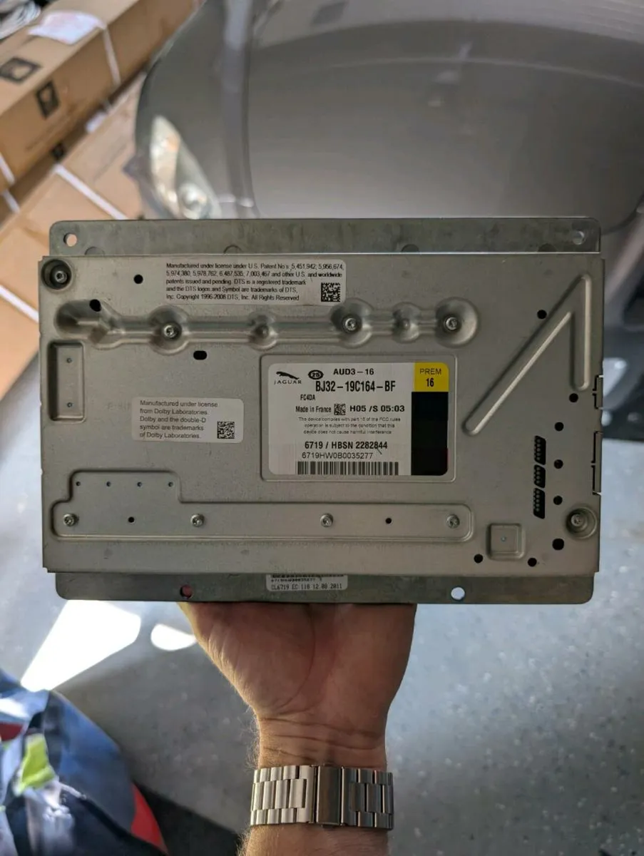 Jaguar/ Land Rover Audio amplifier - Image 1