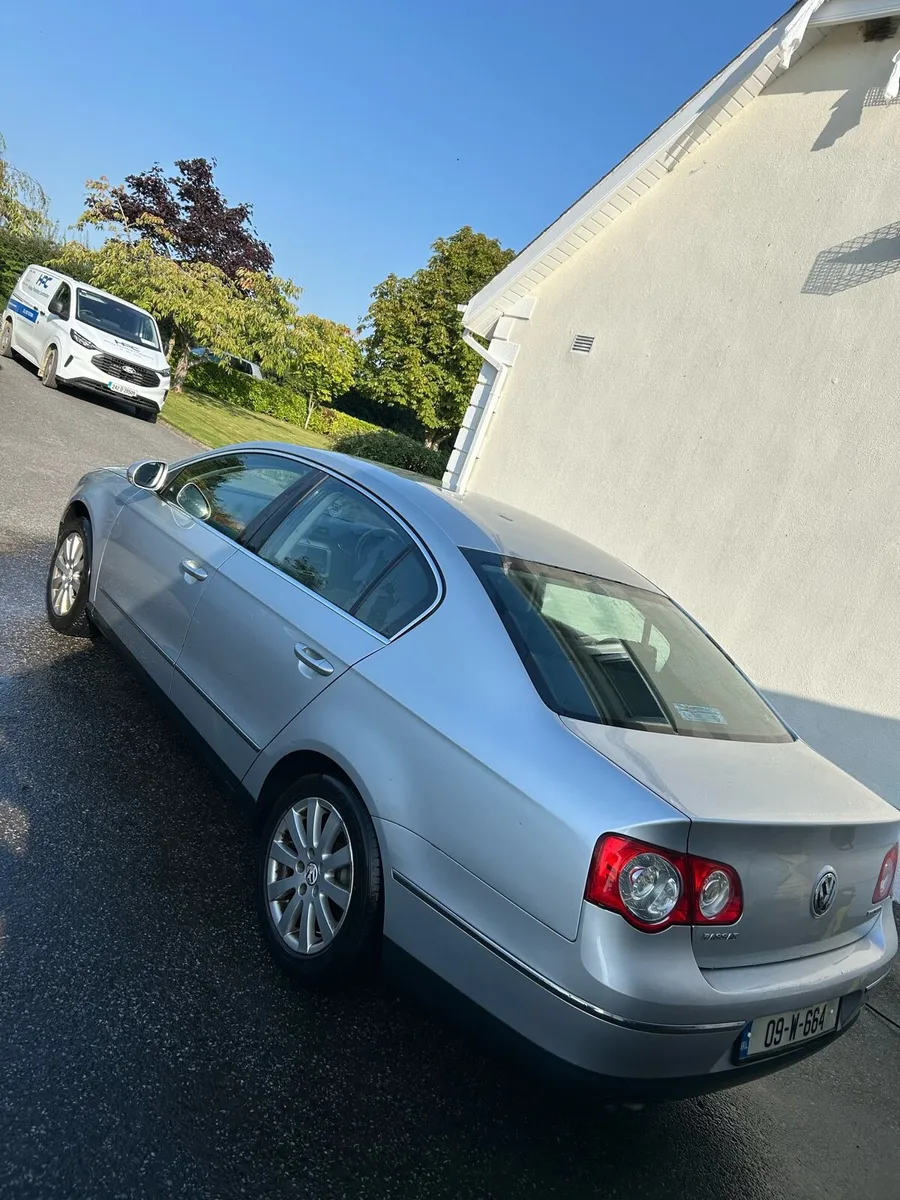 2009 Vw Passat 2.0tdi Bluemotion - Image 3