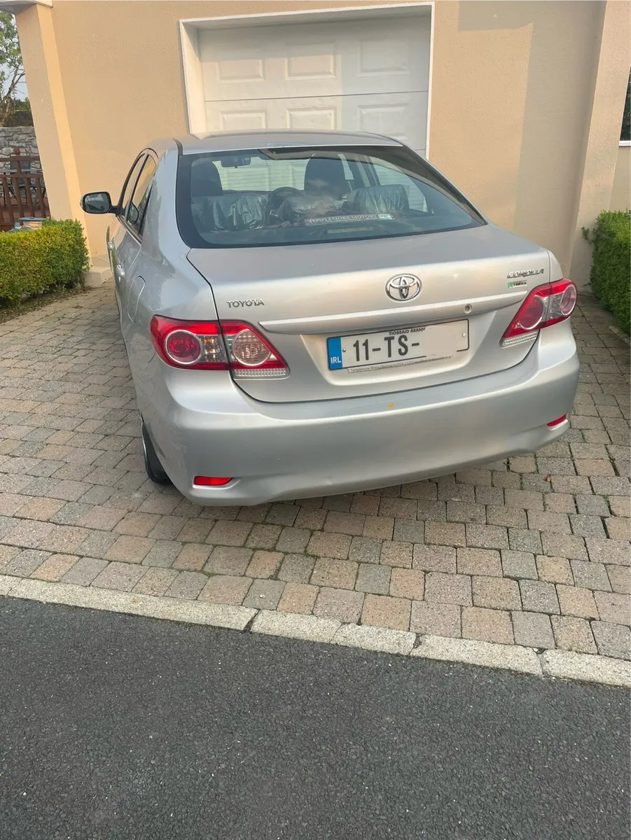 Toyota Corolla - Image 2