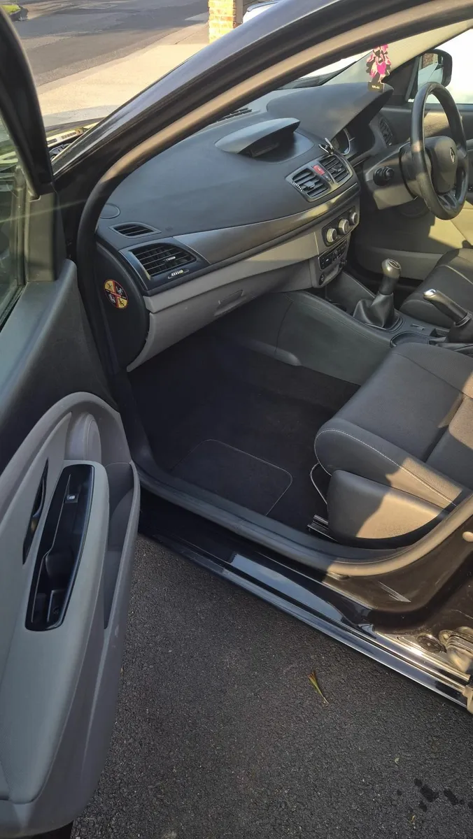 Renault Megane 2012 - Image 4