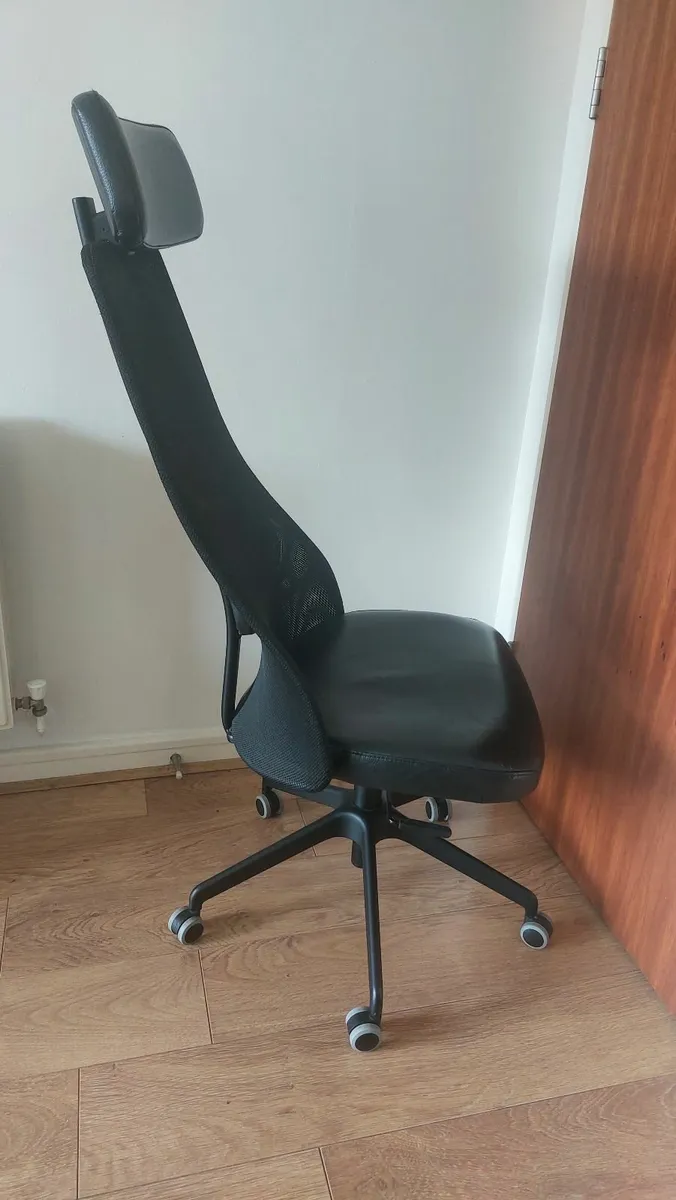 Office chair JÄRVFJÄLLET black, without armrest - Image 1