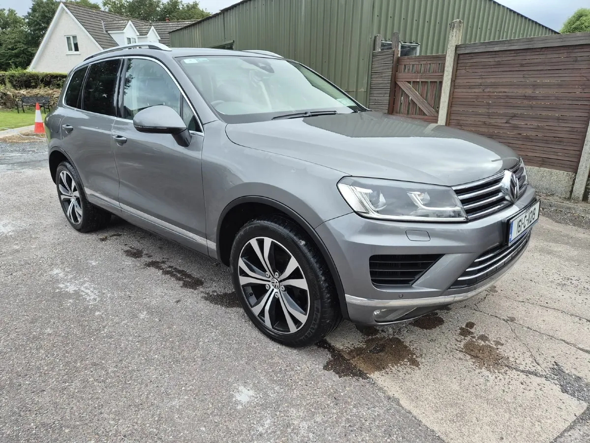 Volkswagen Touareg 2016 - Image 1