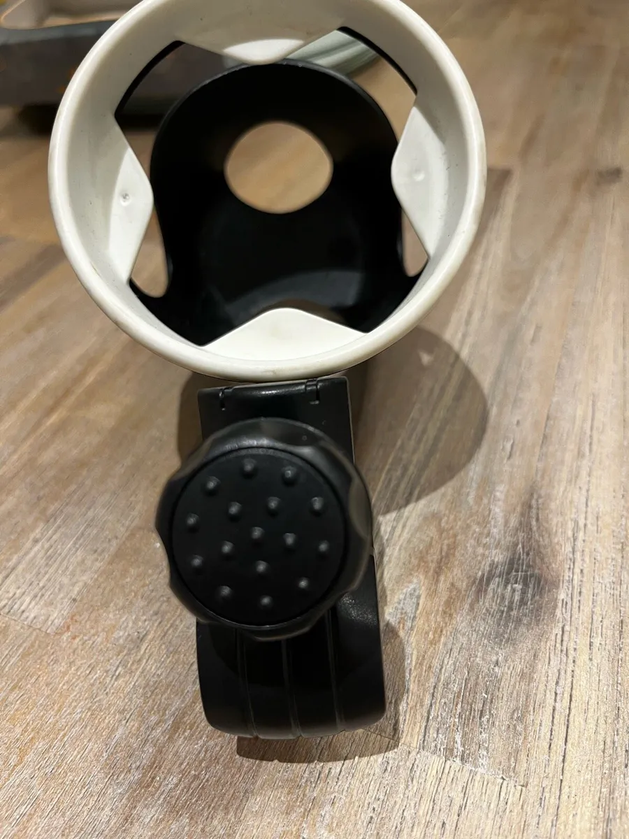 Dreambaby cup holder - Image 2