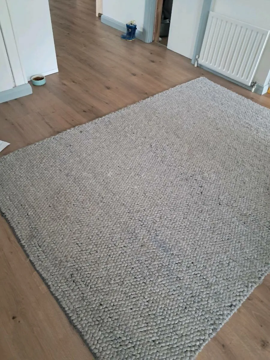 Kukoon rowan pebble rug wool grey - Image 2