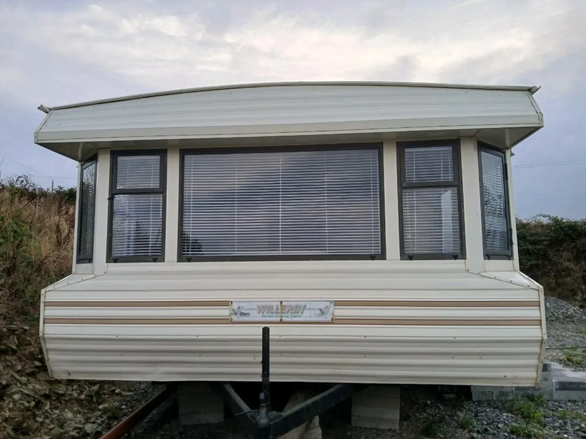Mobile home - Image 1