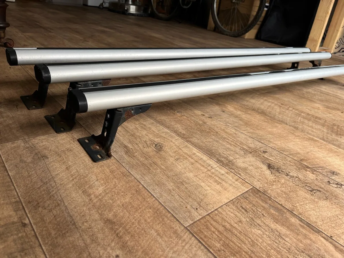 Vw transporter roof bars - Image 1