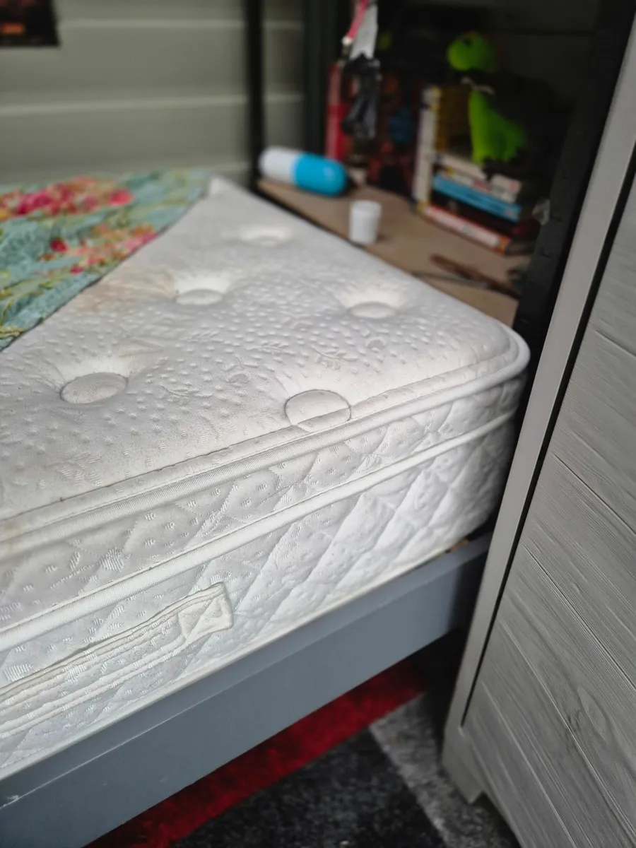 Single Bed - Image 3