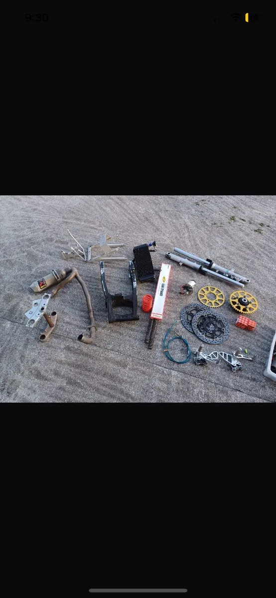 Motorbike - Image 3