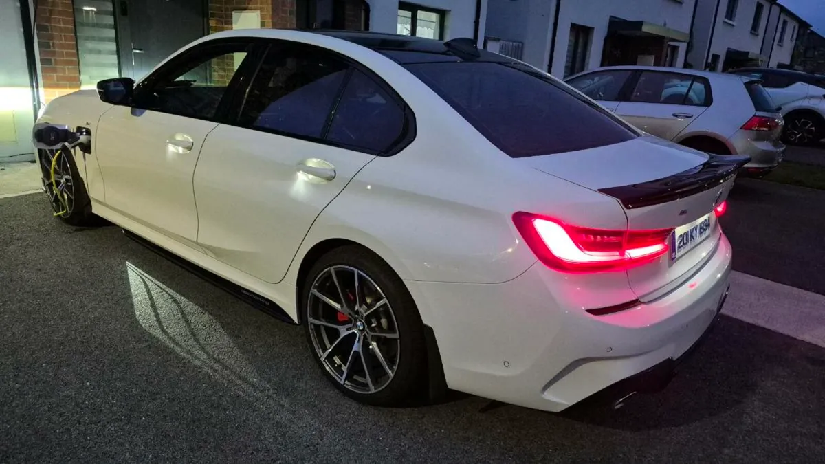 BMW 330E M-SPORT 292BHP - Image 2