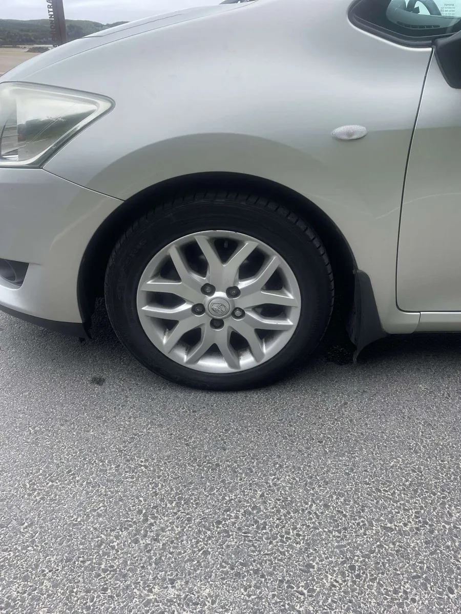 Toyota Auris - Image 3