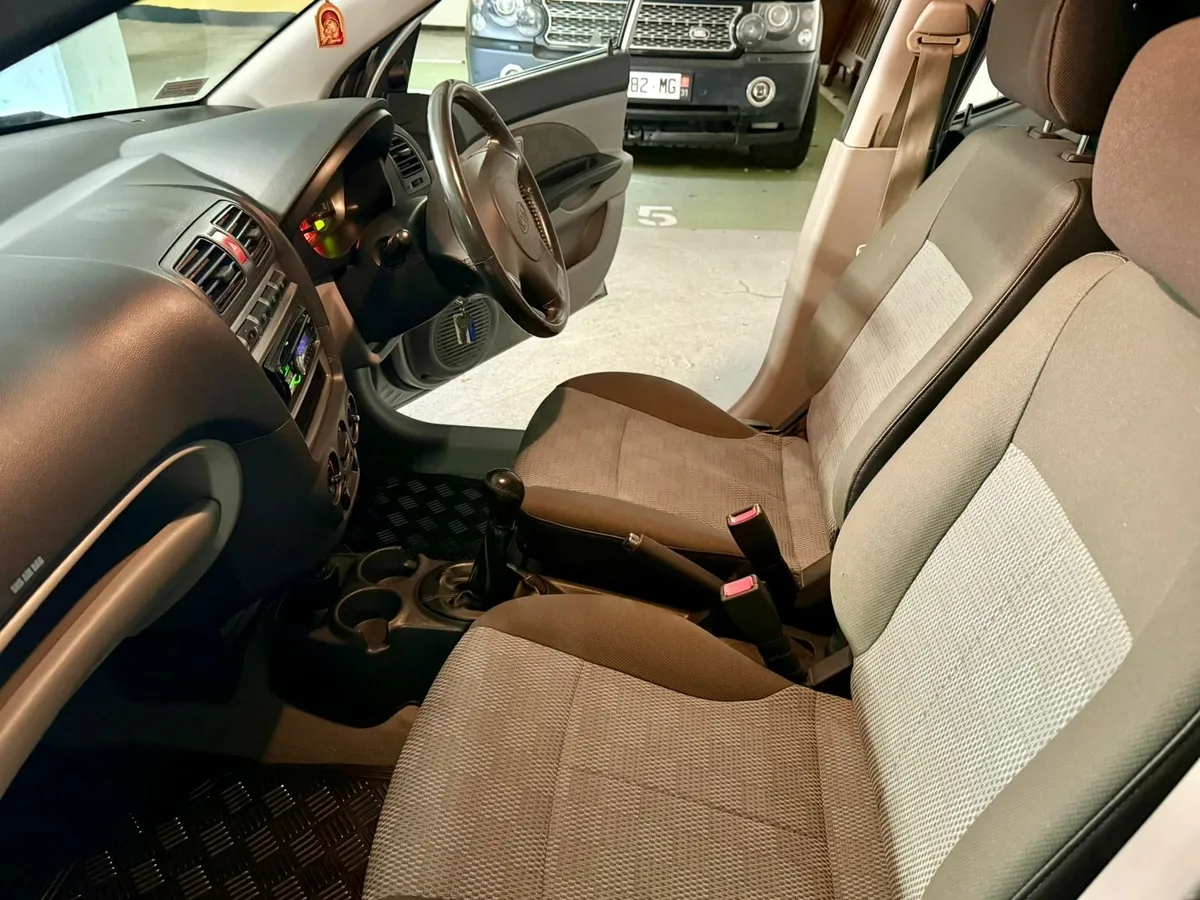 Kia Picanto 2007 - Image 4