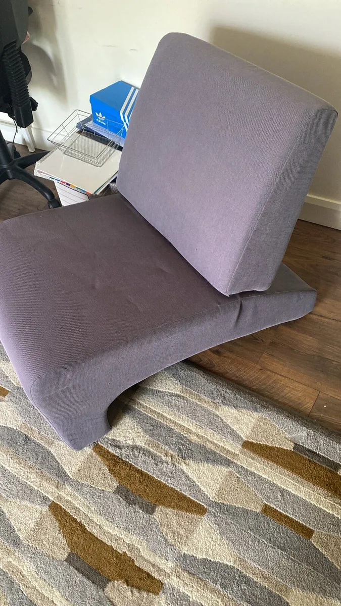 Gaming chair / cuddle chair - Image 1