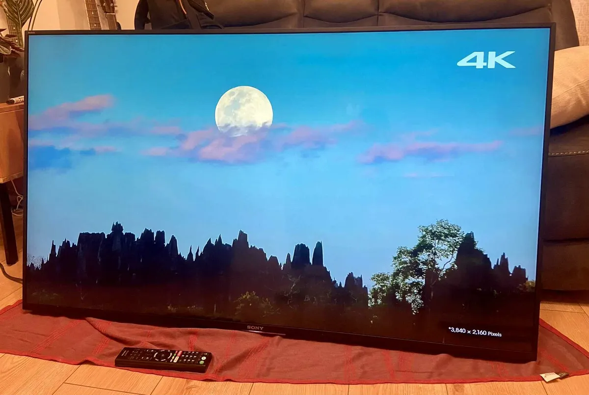 Sony Bravia 55" 4K Smart Android TV & Wall Bracket - Image 4