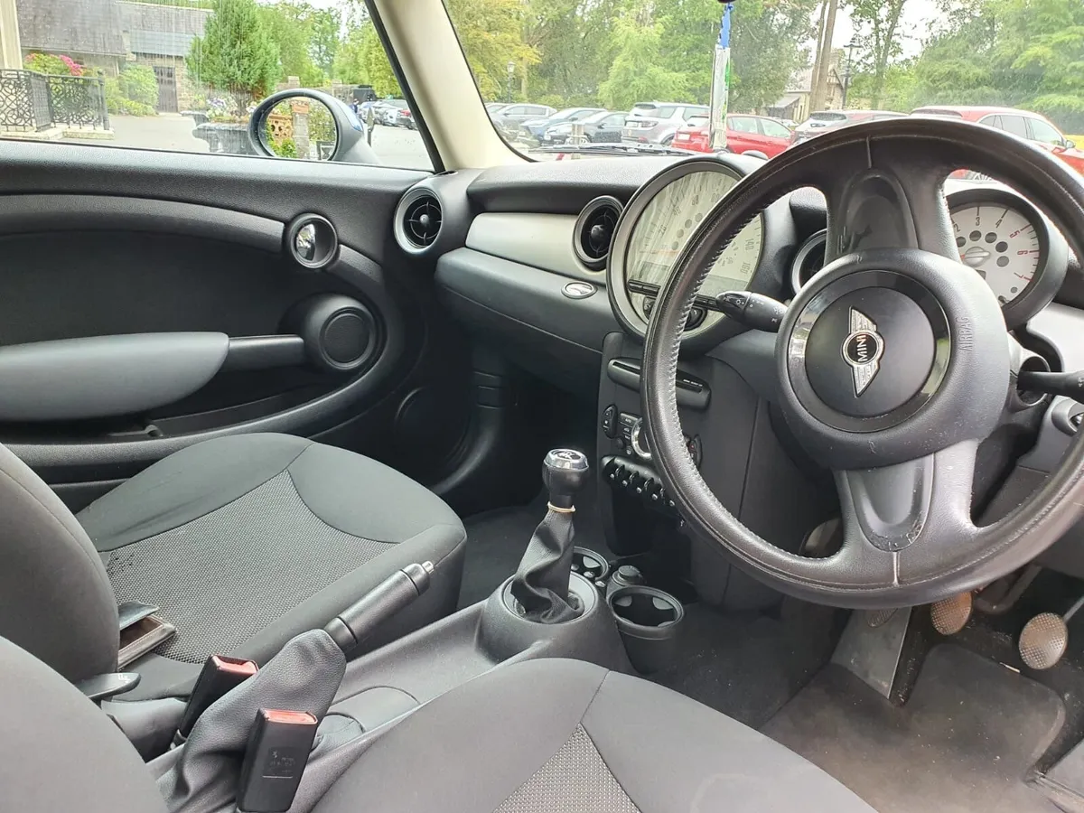 Mini Cooper D - NCT passed 2025 - Image 4