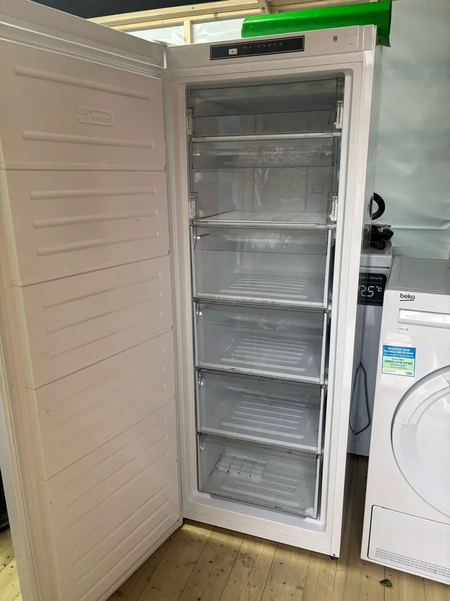 Nordmende Free Standing Freezer - Image 2