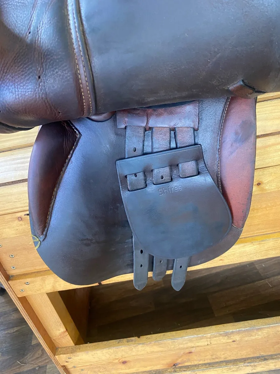 17” Dever brown Leather jump saddle - Image 2