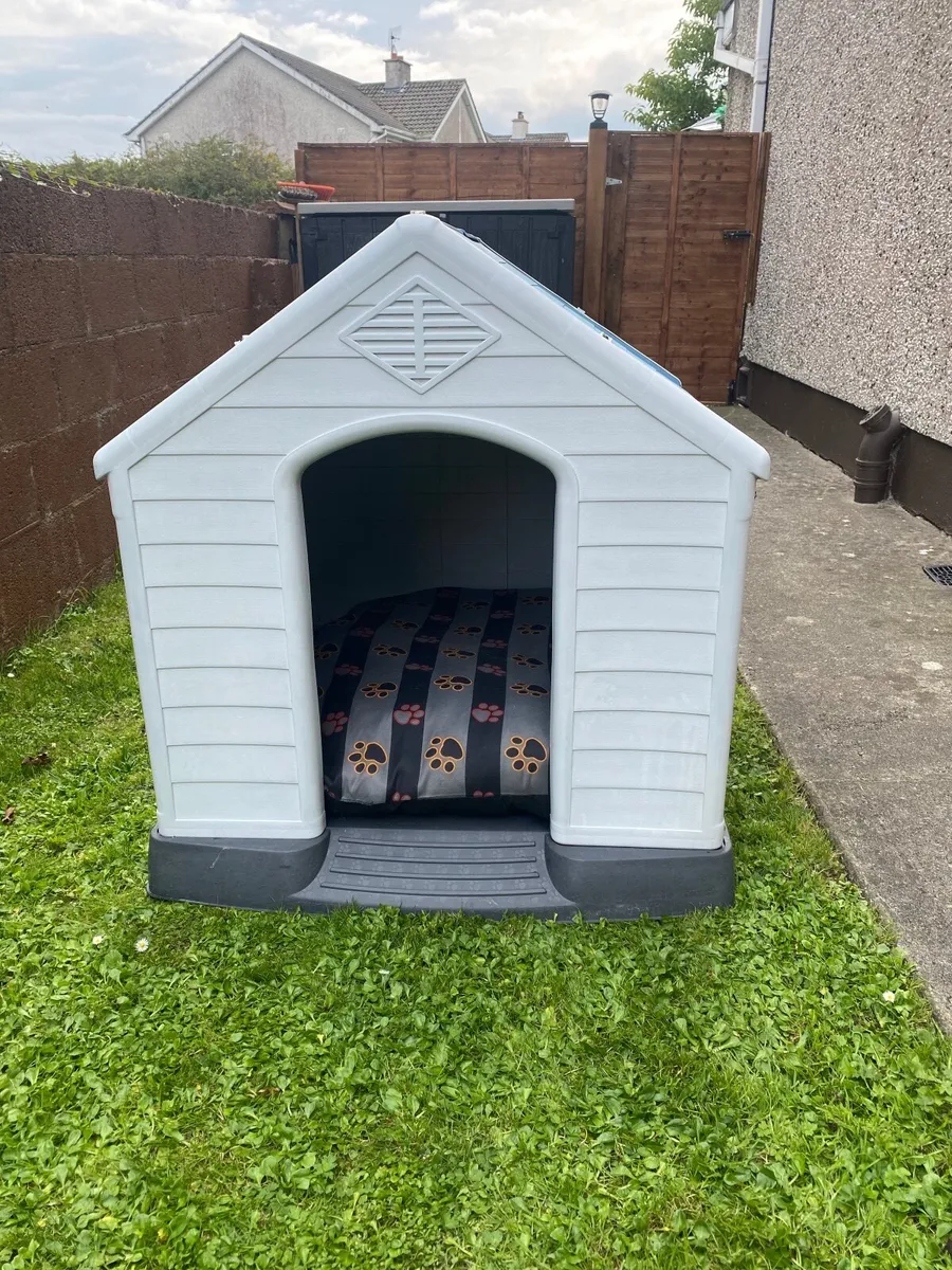 dog kennel - Image 1