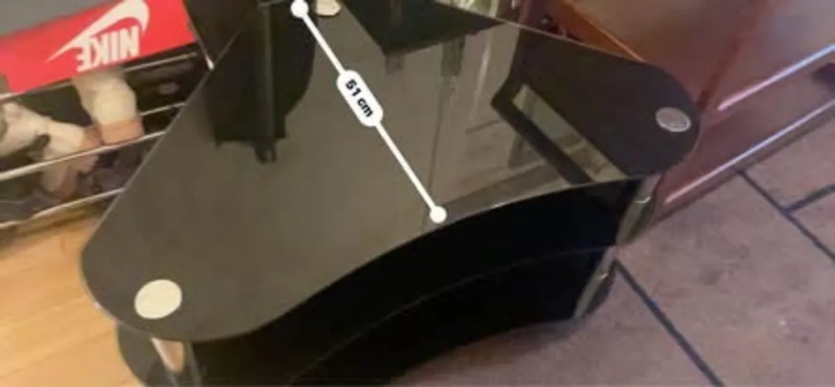 Glass tv stand - Image 4