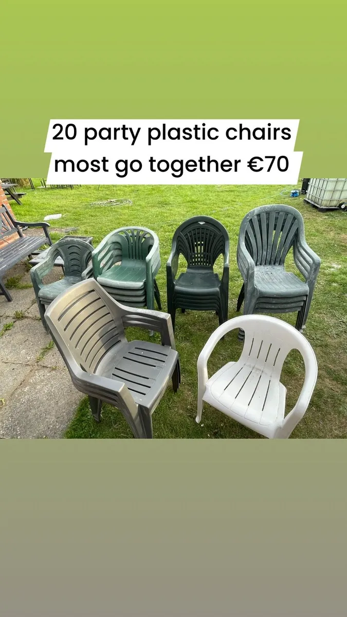 20 plastic garden chairs - Image 1