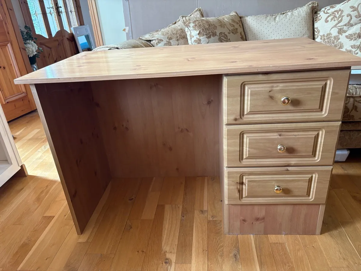 Study/Office Desk - Image 2