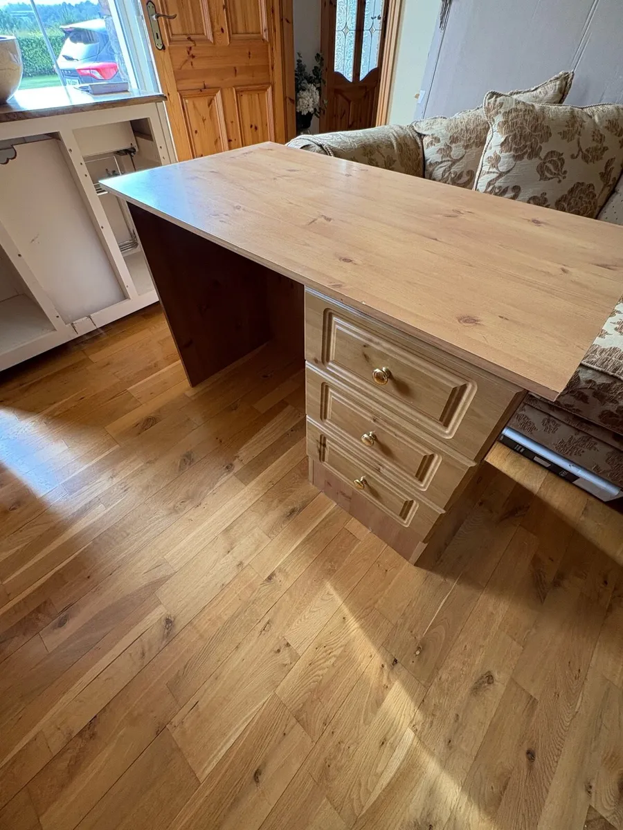 Study/Office Desk - Image 3