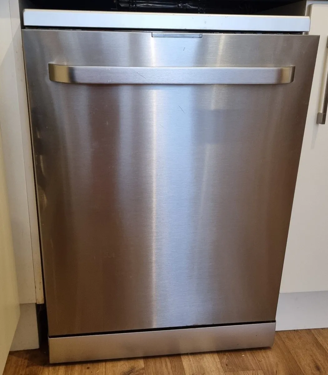Dishwasher - Image 1