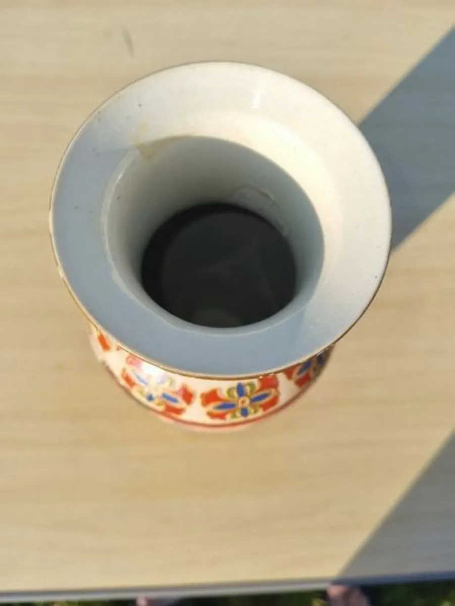 Vintage Japanese Vase - Image 4