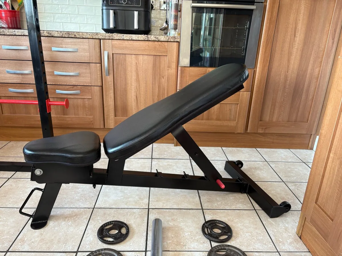 FANTASTIC GYM WEIGHTLIFTING COMPLETE SET!! - Image 4