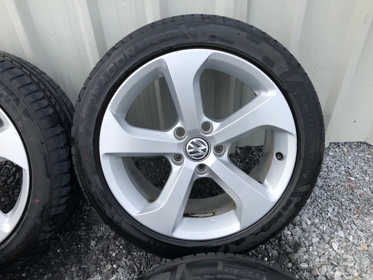 17” genuine MK7 VW Golf GTI alloys - Image 3