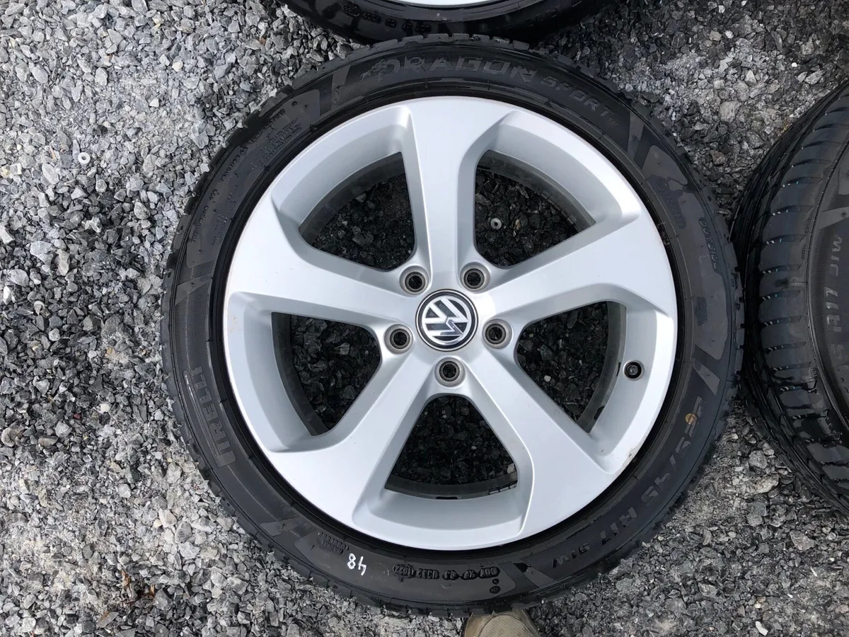 17” genuine MK7 VW Golf GTI alloys - Image 4