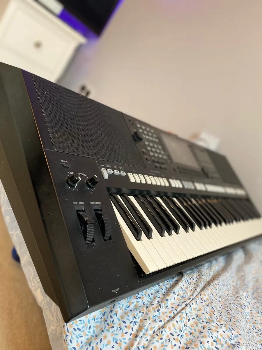 Yamaha psr s 775 - Image 3