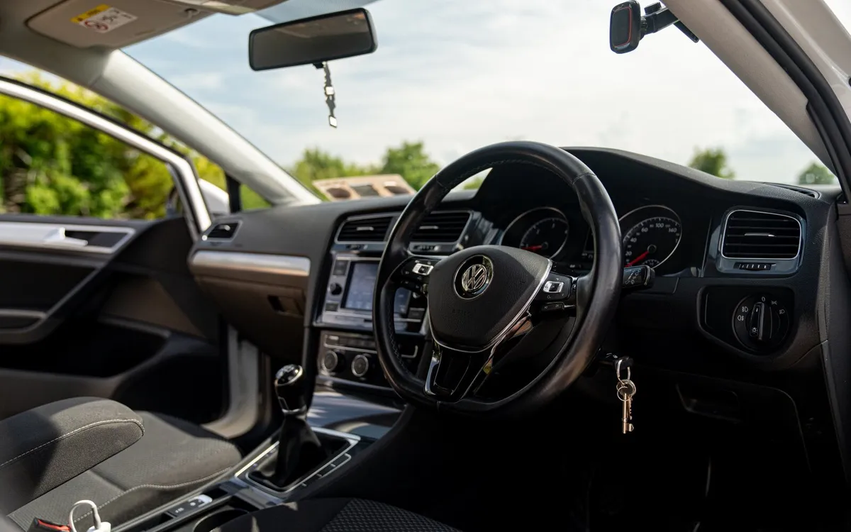 Volkswagen Golf 2019 - Image 2
