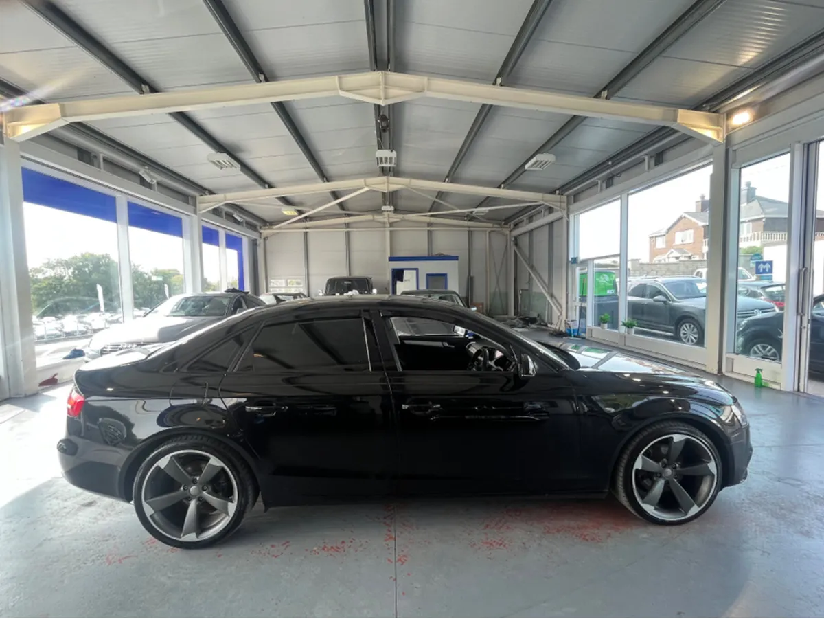 Audi A4 2.0 TDI SE TECHNIK ULTRA 16 163PS 4DR - Image 4